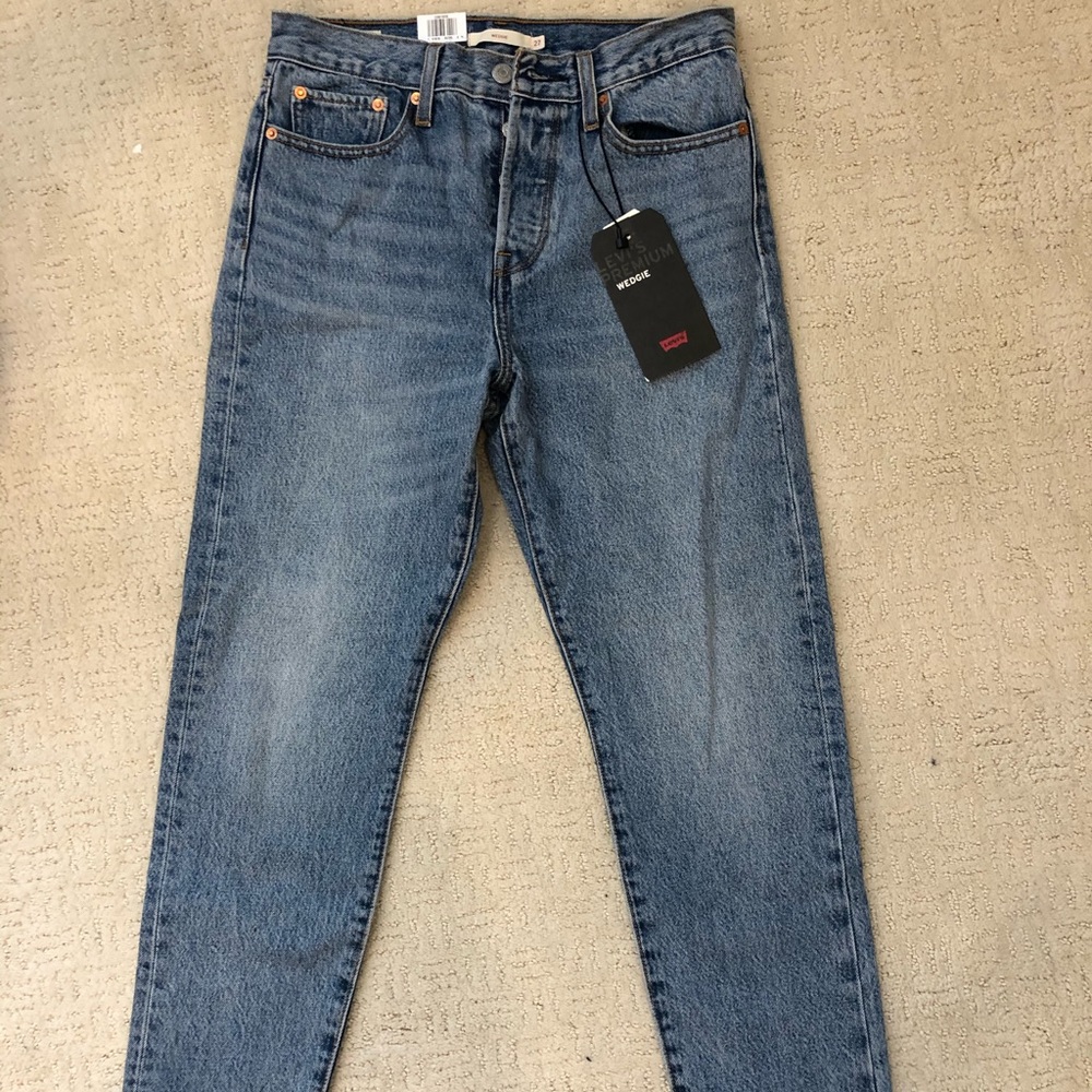NWT Levi’s Wedgie Jean